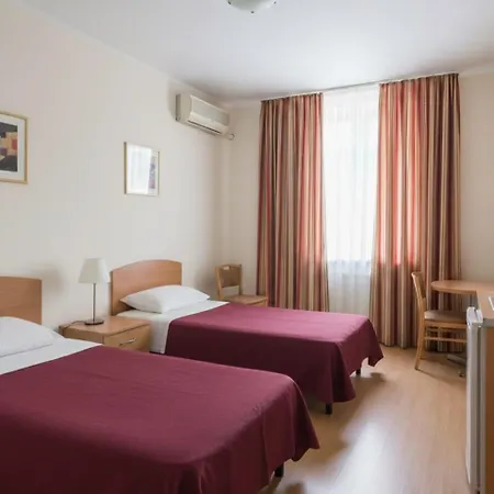 Sara Aparthotel